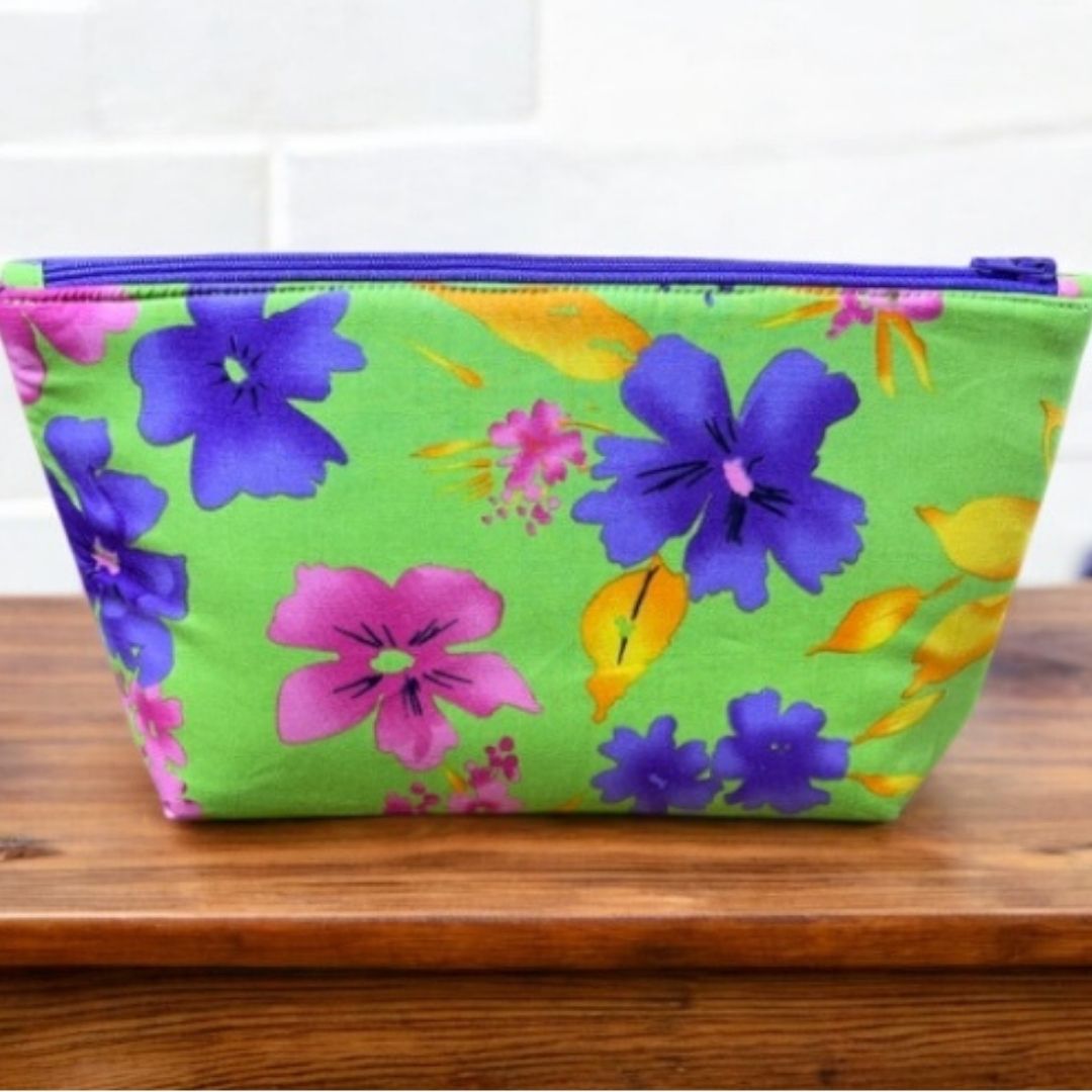 Handmade Zipper Pouch - Blue Flower - Cosmetics
