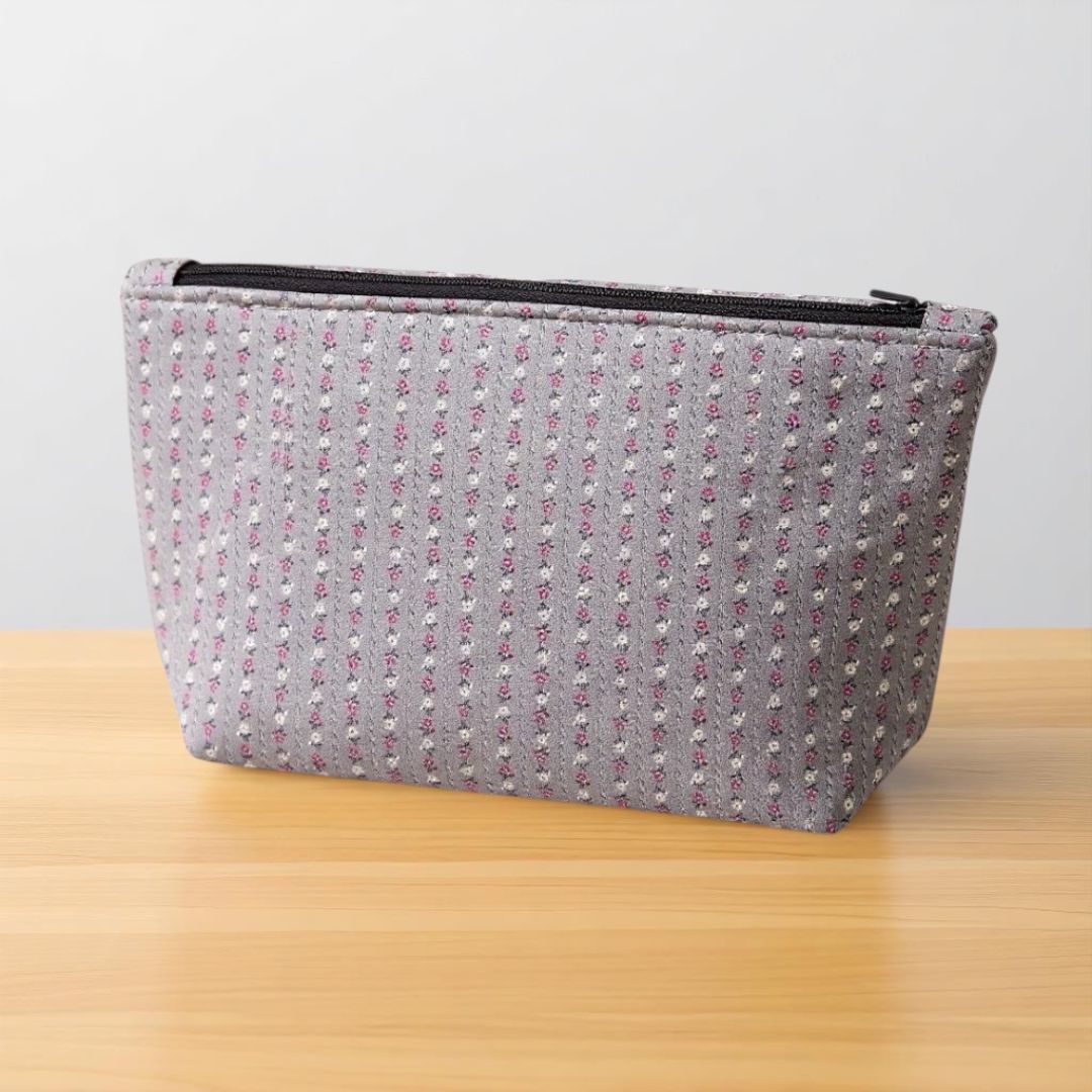 Sew Zipper Pouches with No Dent Sides – Printable PDF Tutorial